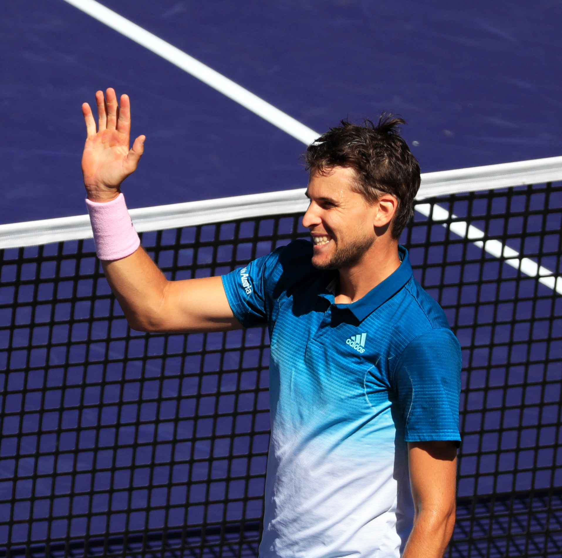 九游体育-晋级下一阶段引发热议！，蒂姆在法国队比赛中出色防守热度持续攀升-九游体育