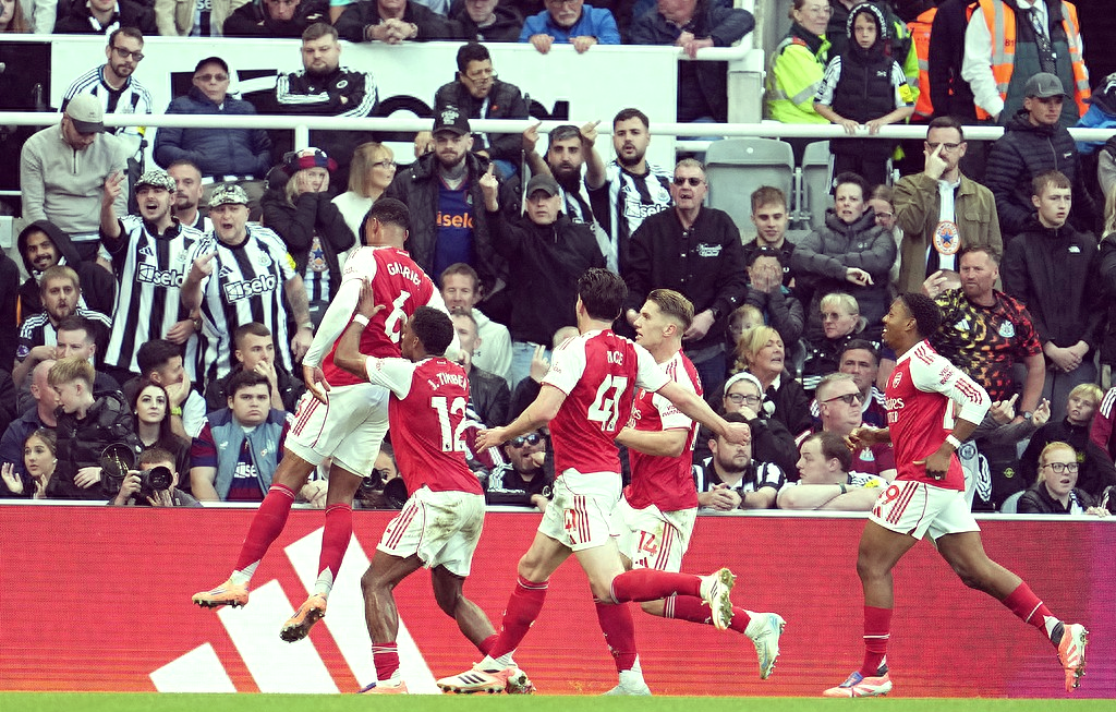 关于西甲倒计时，AC米兰清晨战术微调，细节引发关注，球迷炸锅，赛季目标并未改变的信息